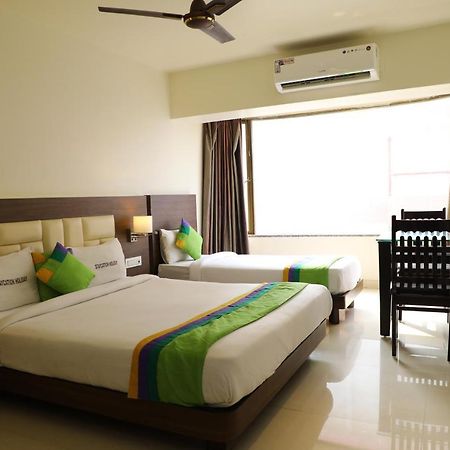 Staycation Holiday Navi Mumbai Exterior foto