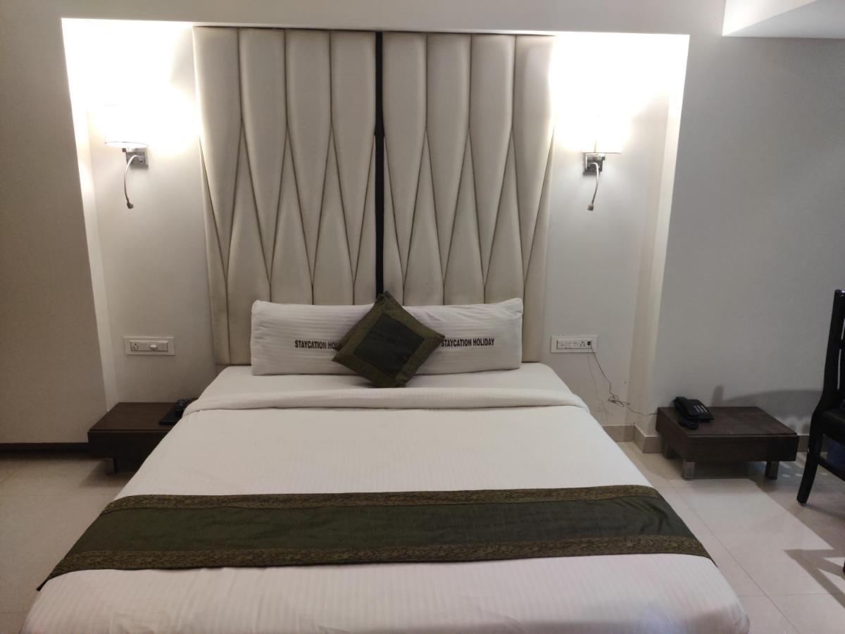 Staycation Holiday Navi Mumbai Exterior foto